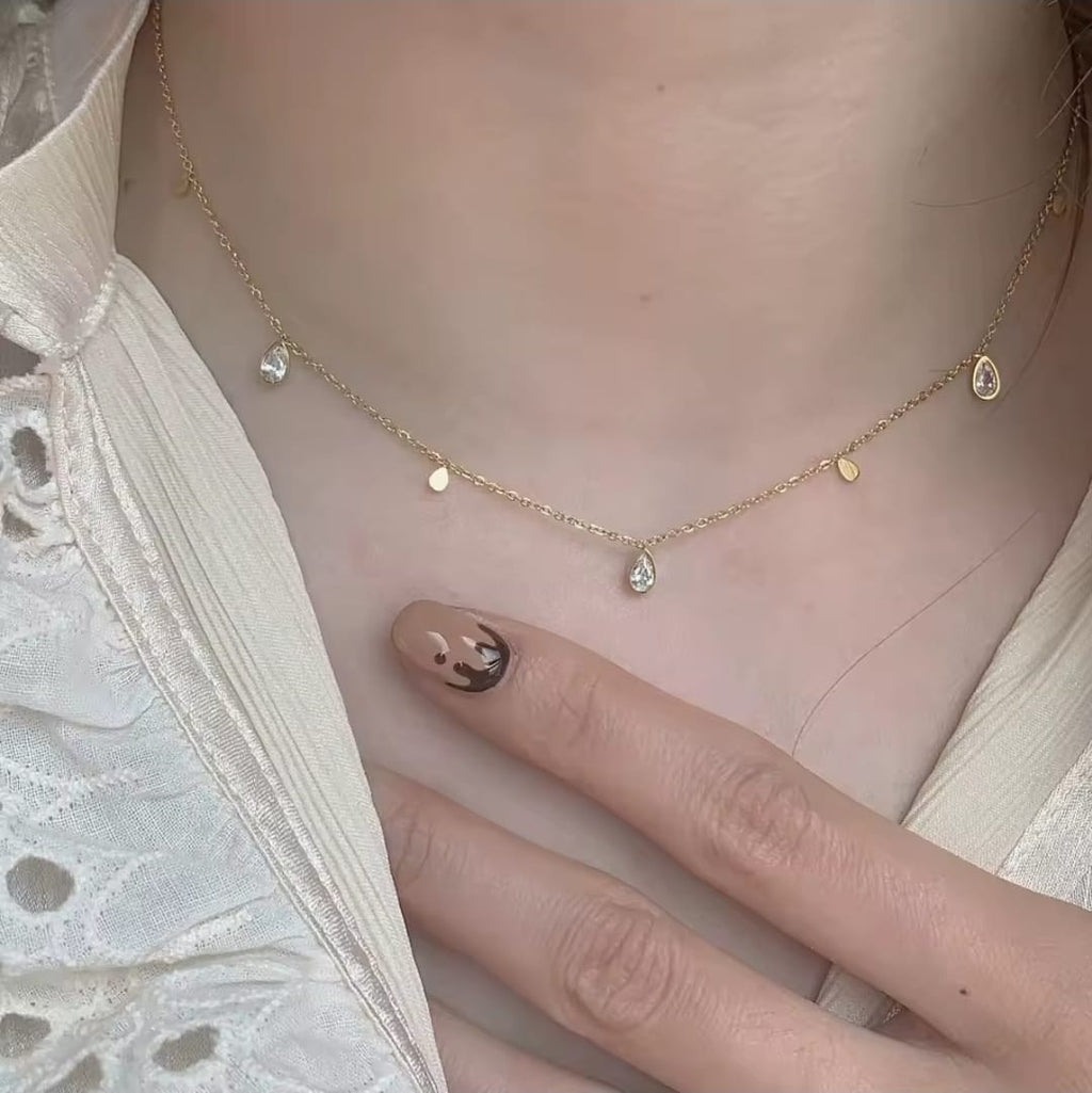 Waterdrop Mini Necklace