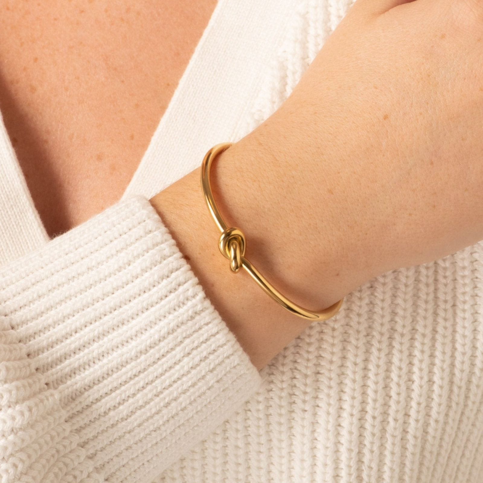 Bow Bangle