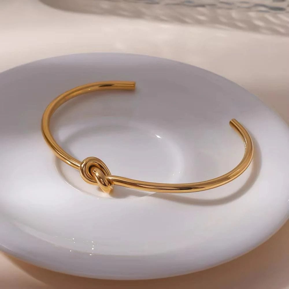 Bow Bangle