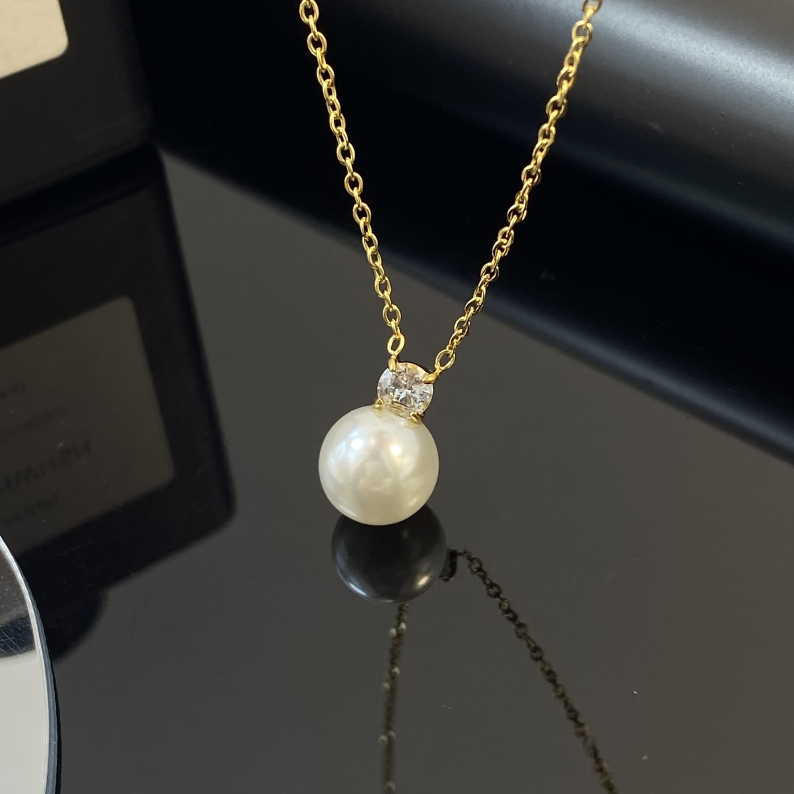 Pearl Diamond Set