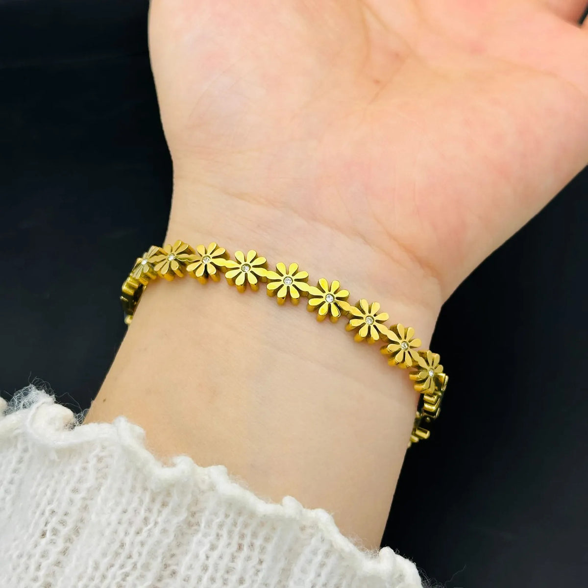 Flower Diamond Bangle