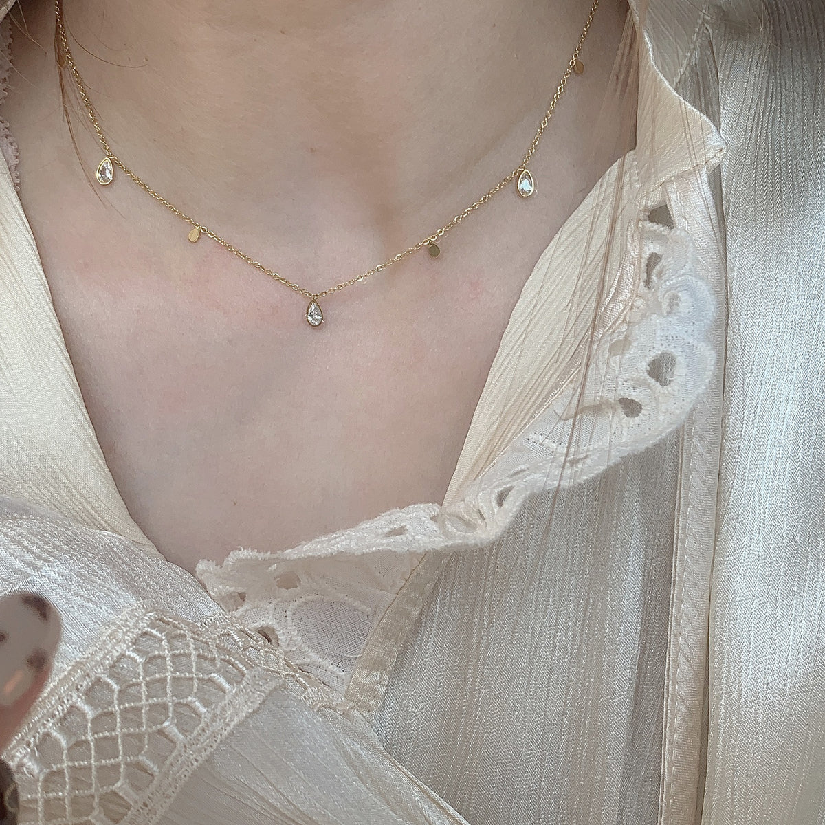 Waterdrop Mini Necklace